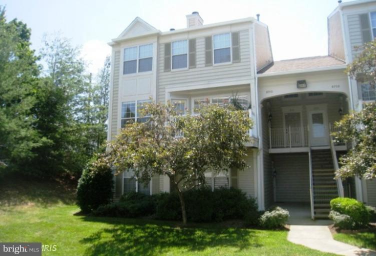 8210 Catbird Cir unit 201, Lorton, VA 22079 - photo 1
