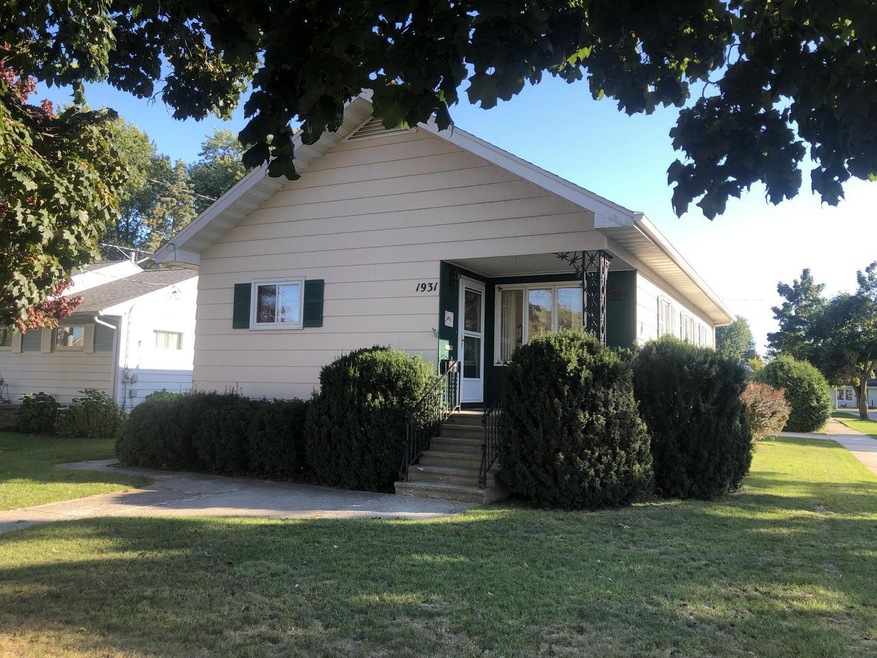 1931 29th St, Two Rivers, WI 54241 - photo 1