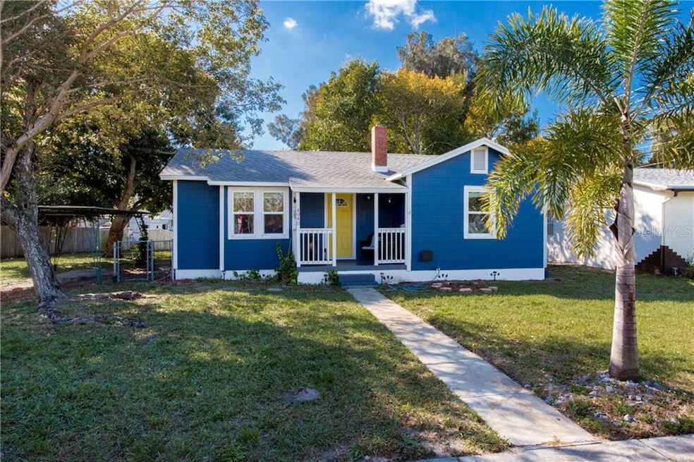 Charming St. Pete Bungalow