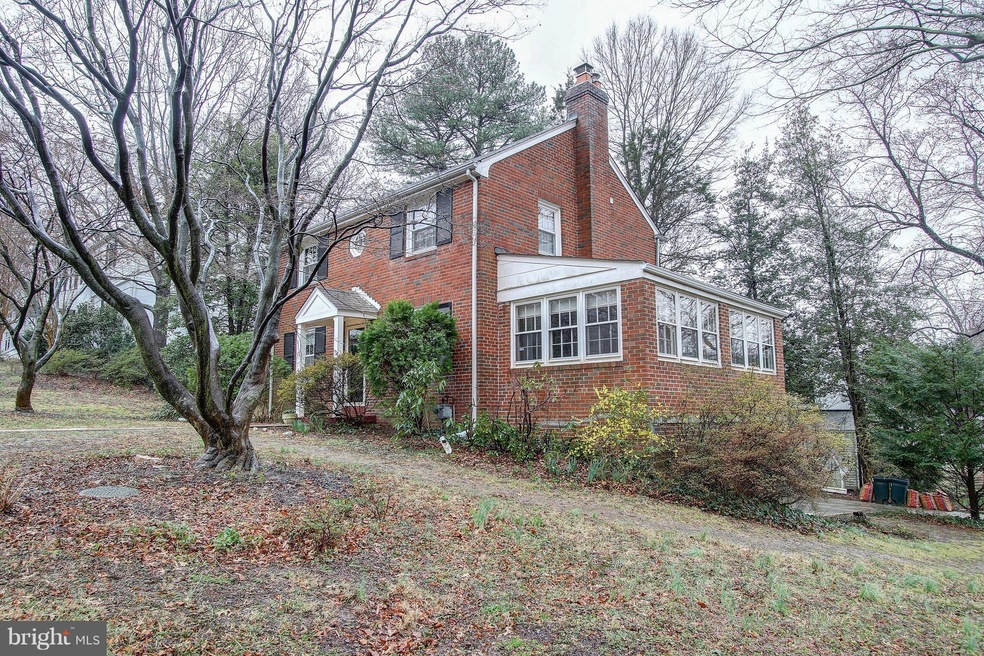 8118 Chester St, Takoma Park, MD 20912 - photo 1