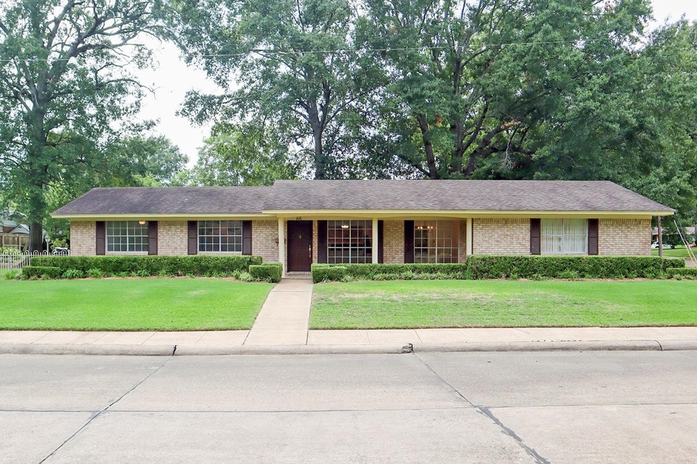 3711 Potomac Ave, Texarkana, TX 75503 - photo 1