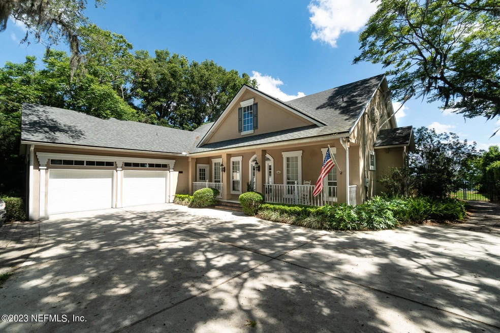 Sold $975,000 • Co-Listing Agent