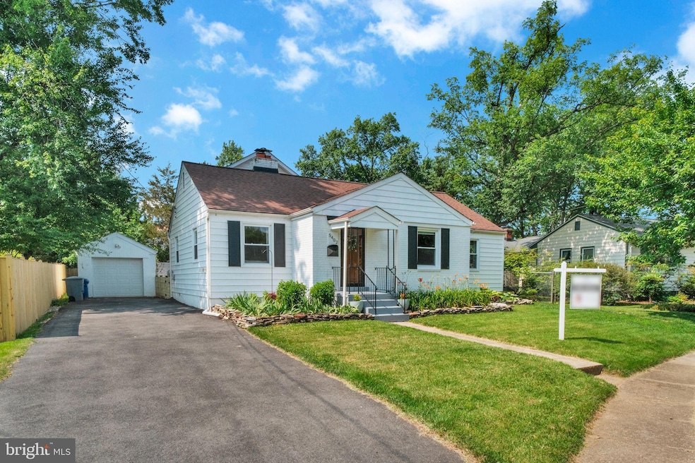 5402 S 12th St, Arlington, VA 22204 - photo 1