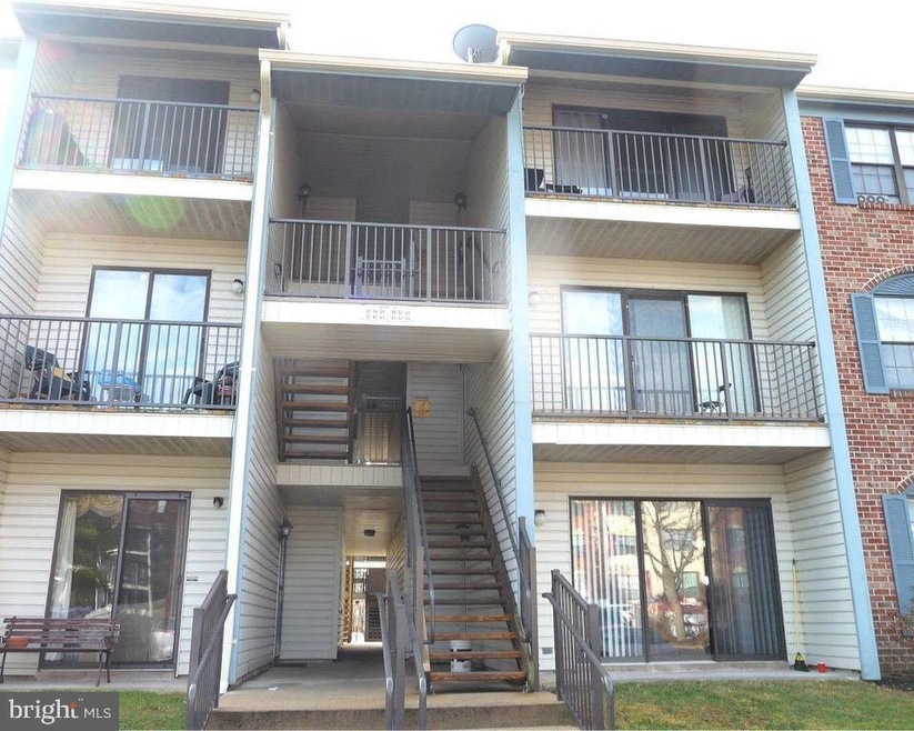 37 Voscek Ct, Lawrence Township, NJ 08648 - photo 1