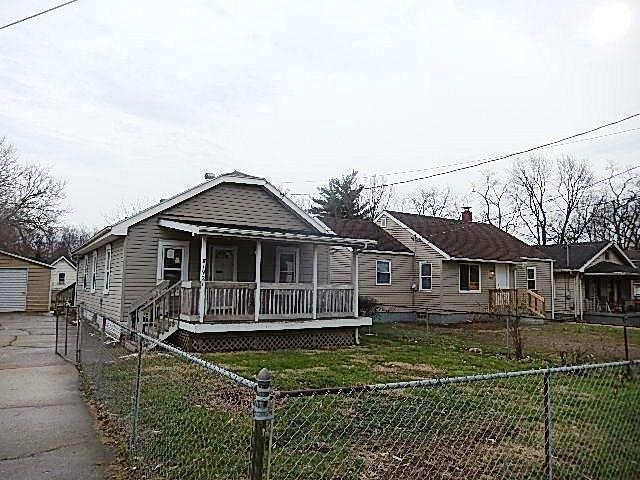 1921 Highland St, Middletown, OH 45044 - photo 1