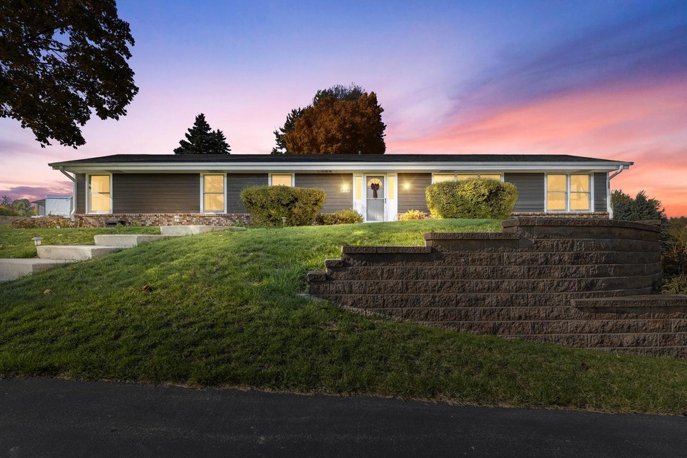 18650 W Observatory Rd-1