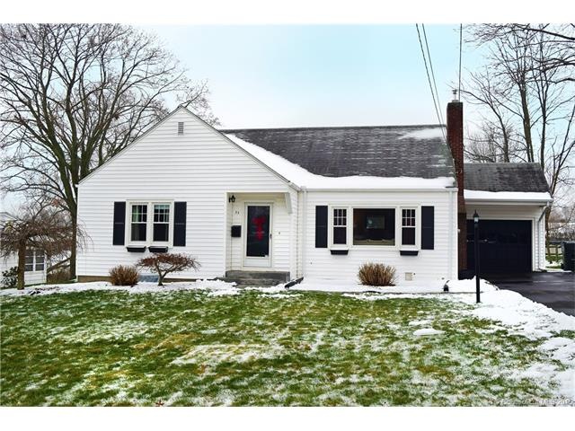 35 Rockledge Dr, West Hartford, CT 06107 - photo 1