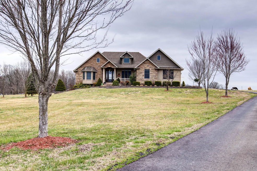 1154 S Gregg Rd, Nixa, MO 65714 - photo 1