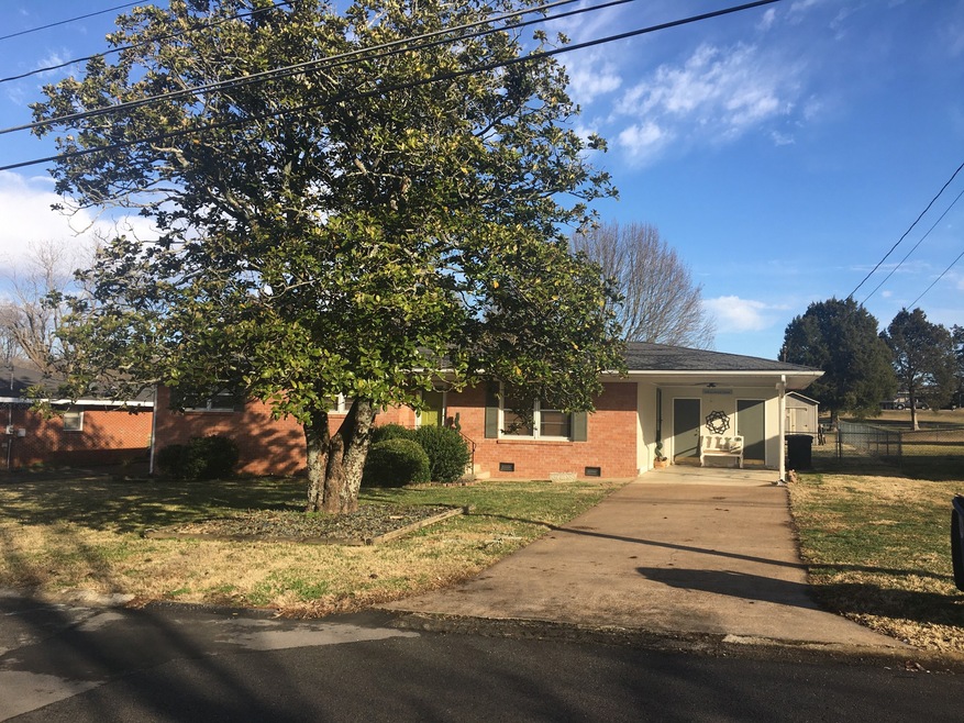 105 Lee Ln, Shelbyville, TN 37160 - photo 1