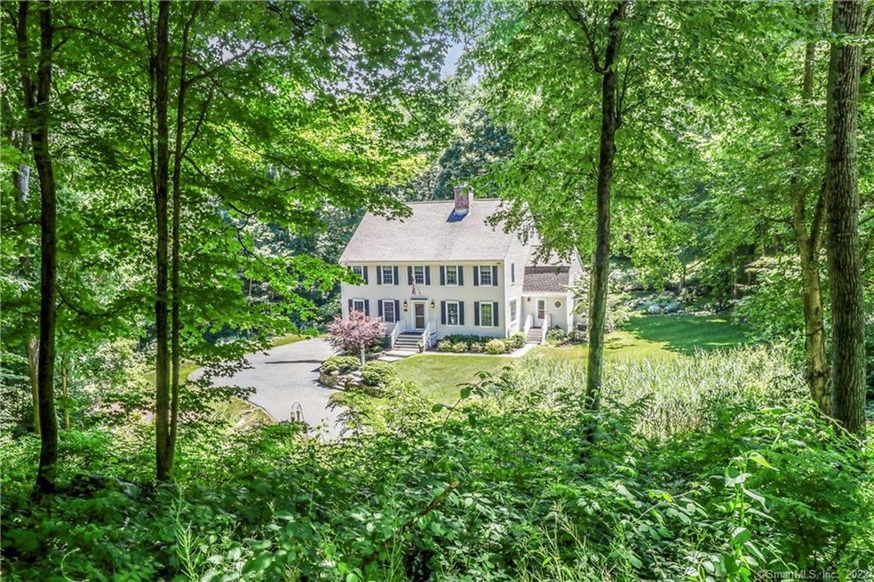 8 Glenbrook Ct, Ridgefield, CT 06877 - photo 1