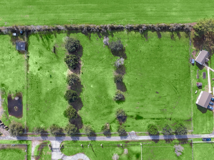 24244 Stuebner Airline Rd, Tomball, TX 77375 - photo 1