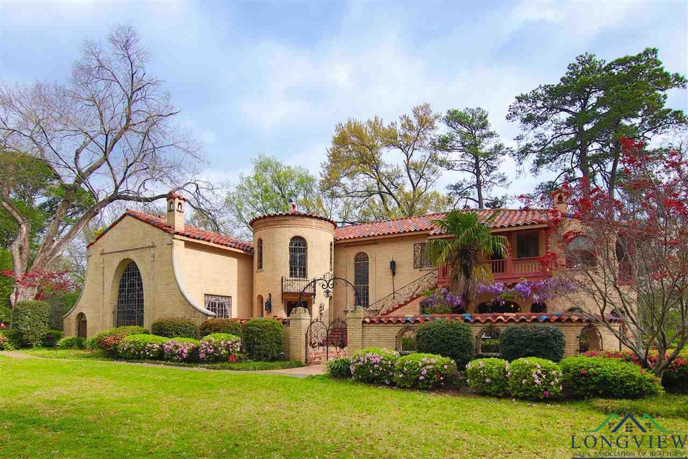 814 Charlotte Dr, Longview, TX 75601 - photo 1