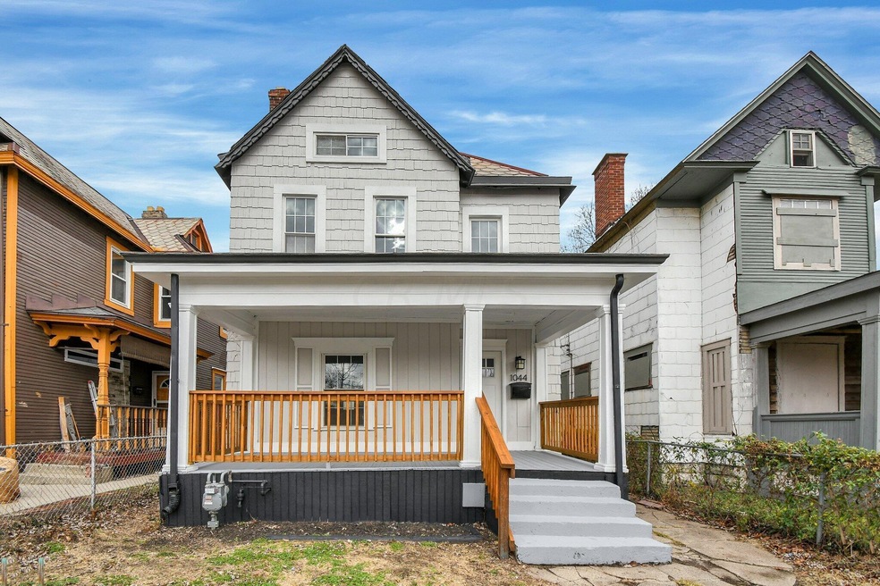 1-web-or-mls-1044-e-rich-st