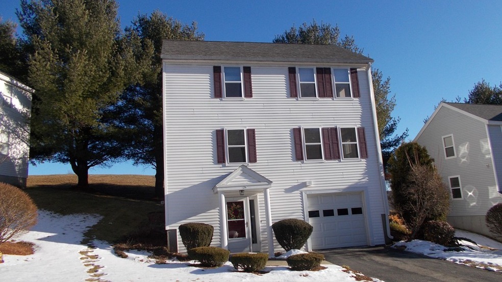 26 W Hill Dr unit 26, Westminster, MA 01473 - photo 1