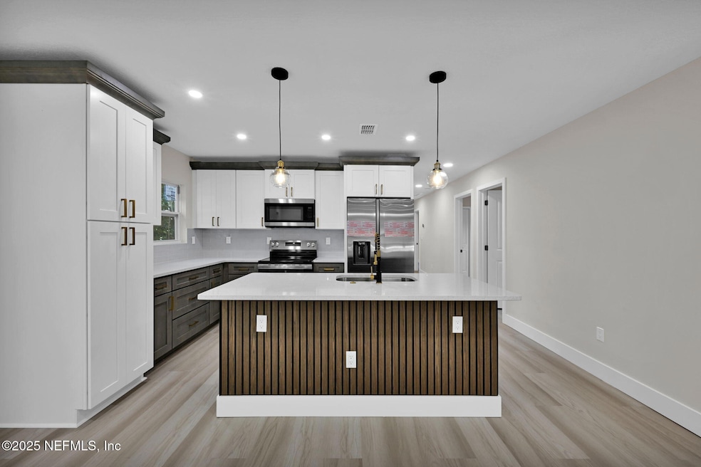 2260 W 1st St, Jacksonville, FL 32209 - photo 1