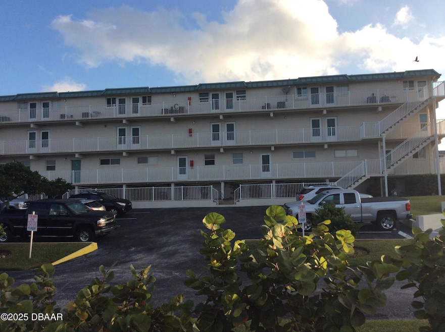 4849 Saxon Dr unit C102, New Smyrna Beach, FL 32169 - photo 1