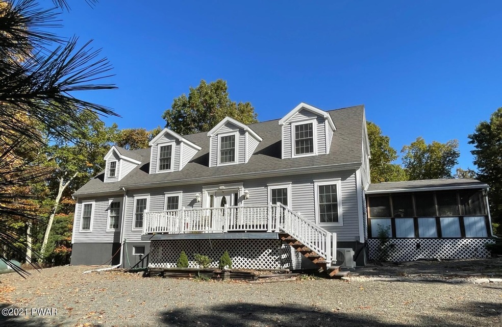 124 Gunstock Ln, Tafton, PA 18464 - photo 1