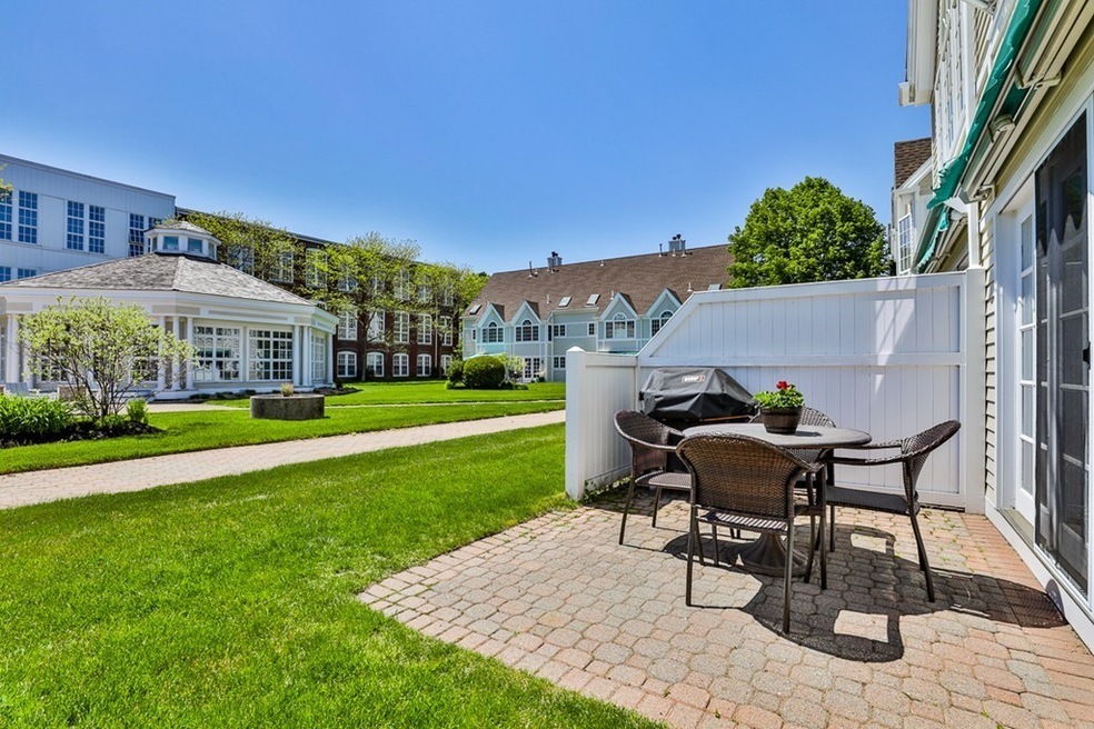 9 Munroe St unit 9, Newburyport, MA 01950 - photo 1