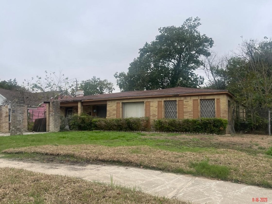 4923 Marietta Ln, Houston, TX 77021 - photo 1