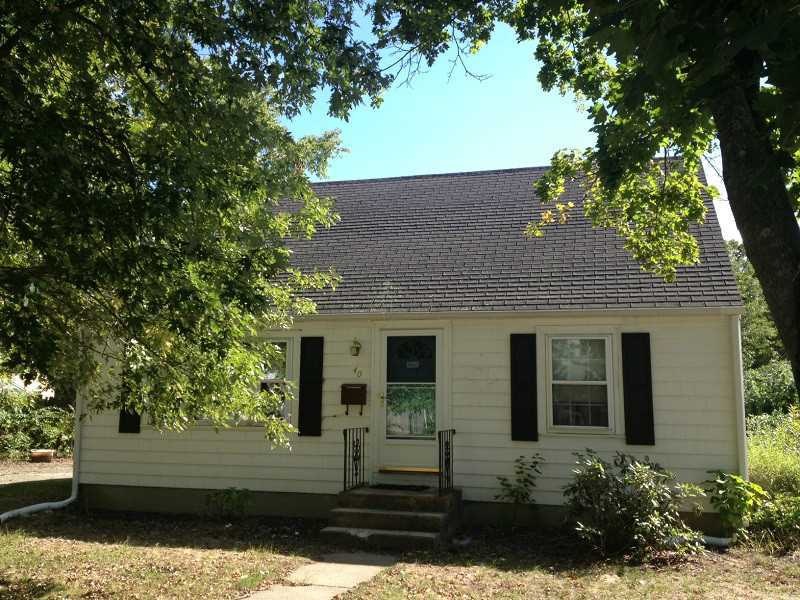 40 Sundance St, Warwick, RI 02886 - photo 1