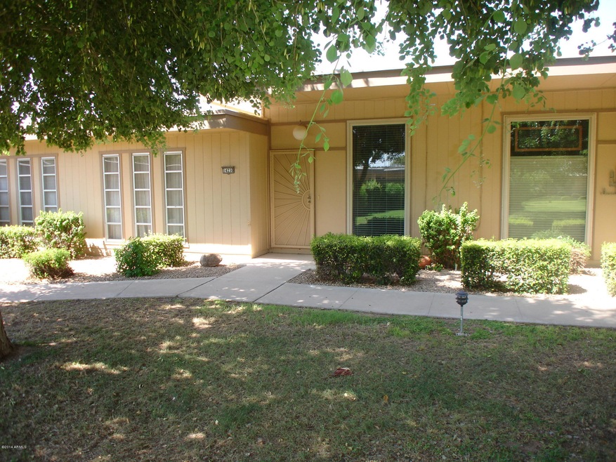 14230 N Thunderbird Blvd, Sun City, AZ 85351 - photo 1