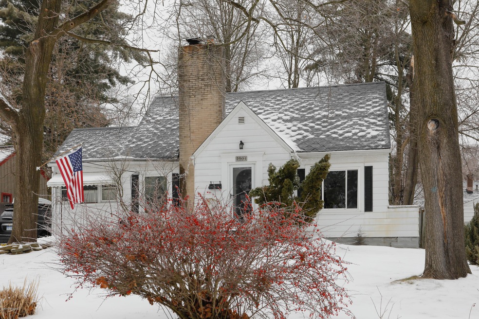 2604 Wellington-101