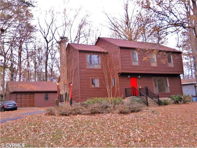 Exterior Front - Wodnerful 4 bedroom home with gre