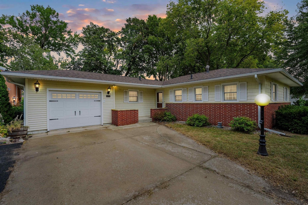 Sold $293,100 • Co-Listing Agent