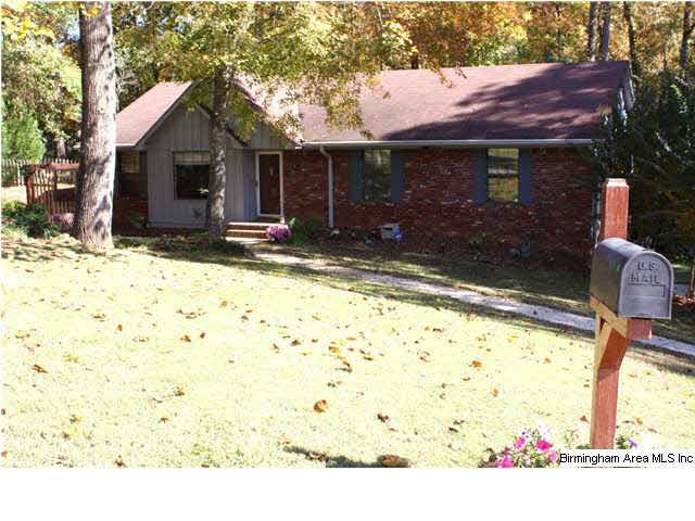 Welcome home! 205 Annetta Circle convenient to eve