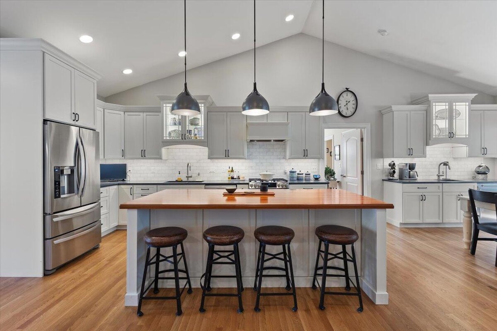 Professional designed kitchen in 2021