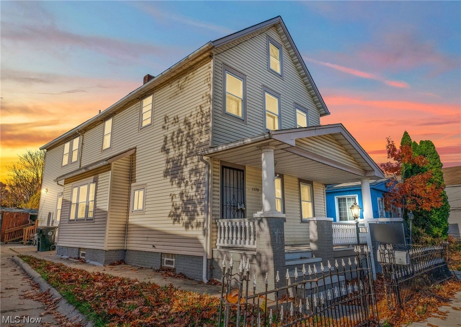 View of front of house with a porch