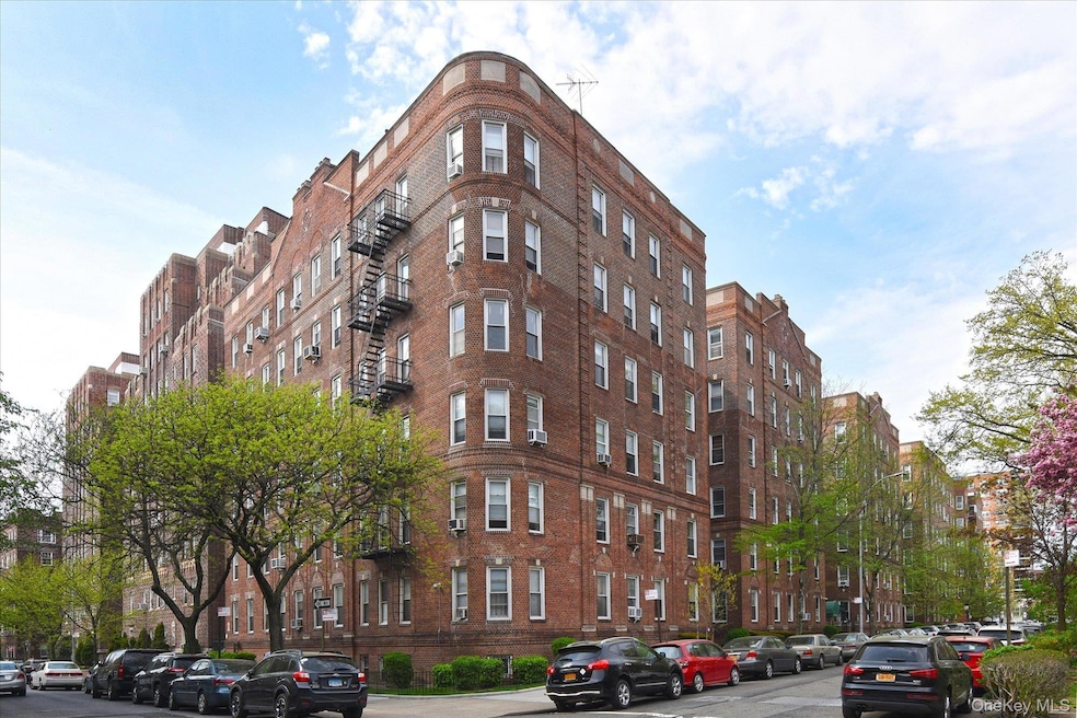 Essex House unit 2C, Forest Hills, NY 11375 - photo 1