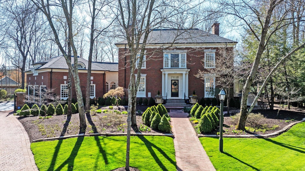 4220 Gunston Hall, New Albany, OH 43054 - photo 1