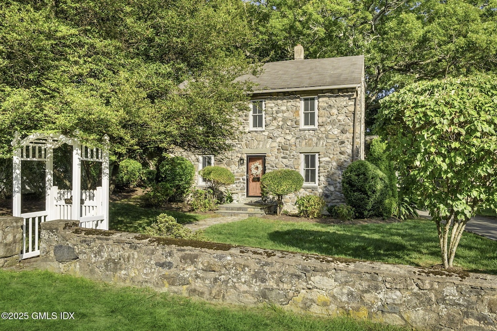 180 Summer St, New Canaan, CT 06840 - photo 1