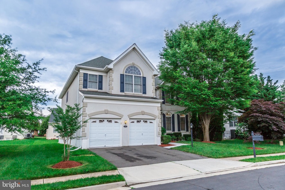 22805 Nichols Farm Way, Ashburn, VA 20148 - photo 1