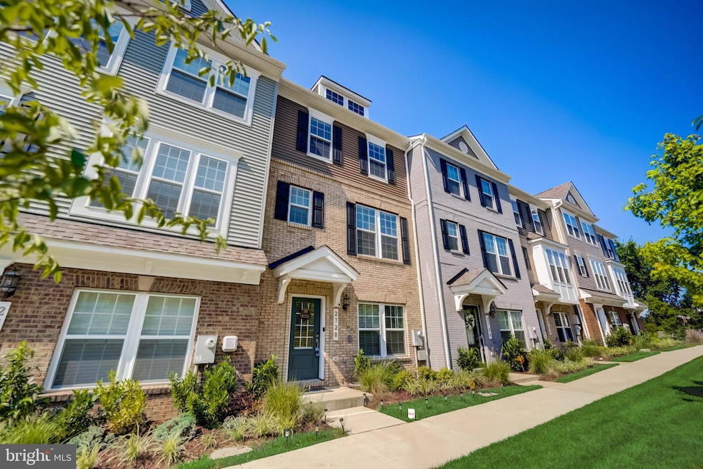 2728 Pinebrook Rd, Landover, MD 20785 - photo 1