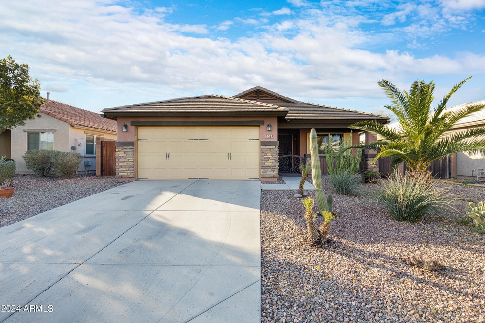 2215 E Hazeltine Way-1