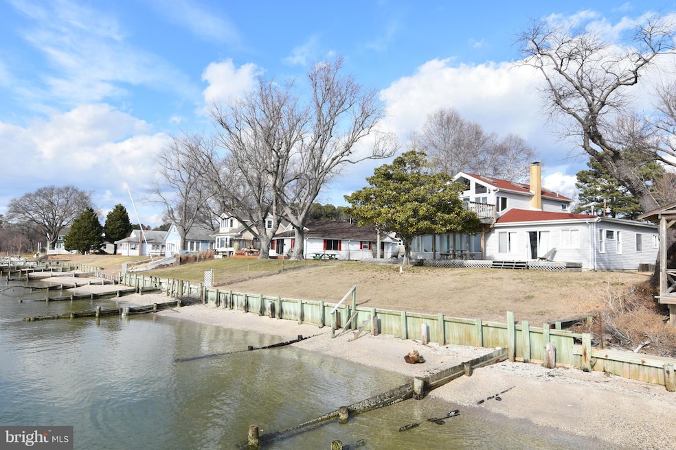 18861 McKays Beach Rd, Leonardtown, MD 20650 - photo 1
