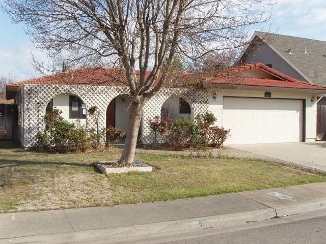 1950 Blue Spruce Dr, Oakdale, CA 95361 - photo 1