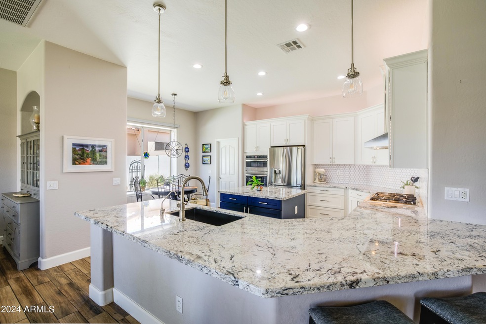 790 w hackberry-12