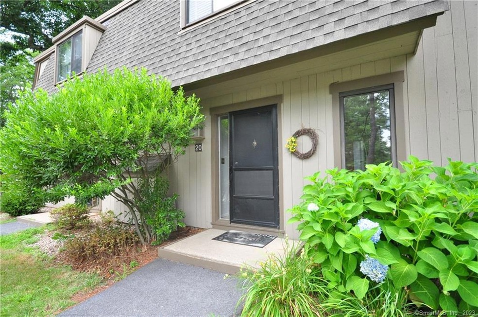 20 Crocus Ln unit 20, Avon, CT 06001 - photo 1