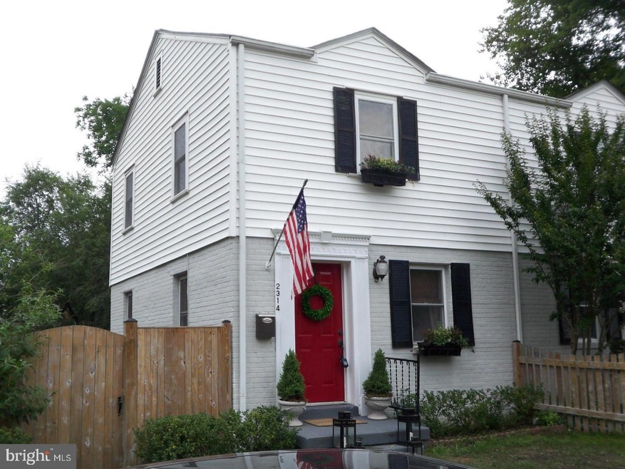 2314 Victory Dr, Alexandria, VA 22303 - photo 1