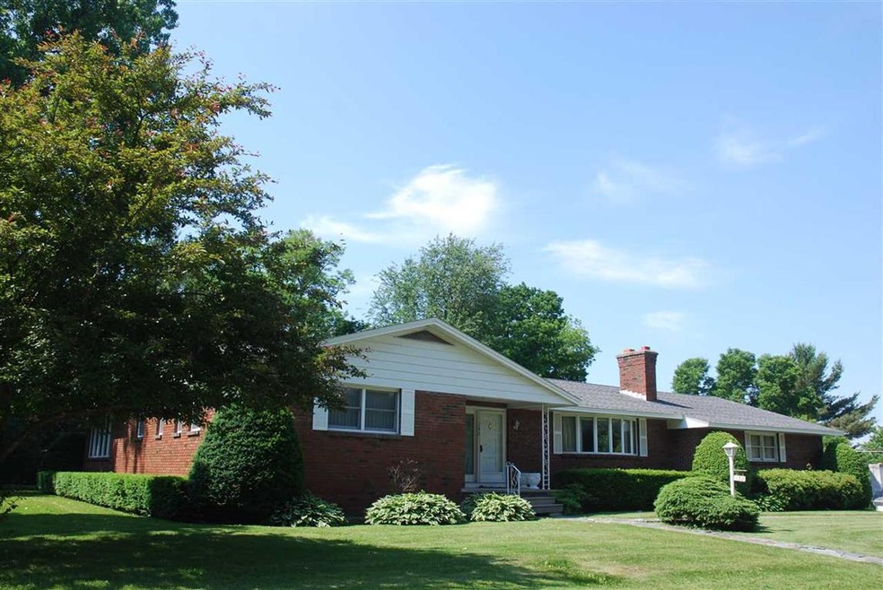 132 Congress St unit 134, Saint Albans, VT 05478 - photo 1