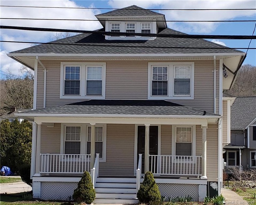 323 Washington St, Norwich, CT 06360 - photo 1