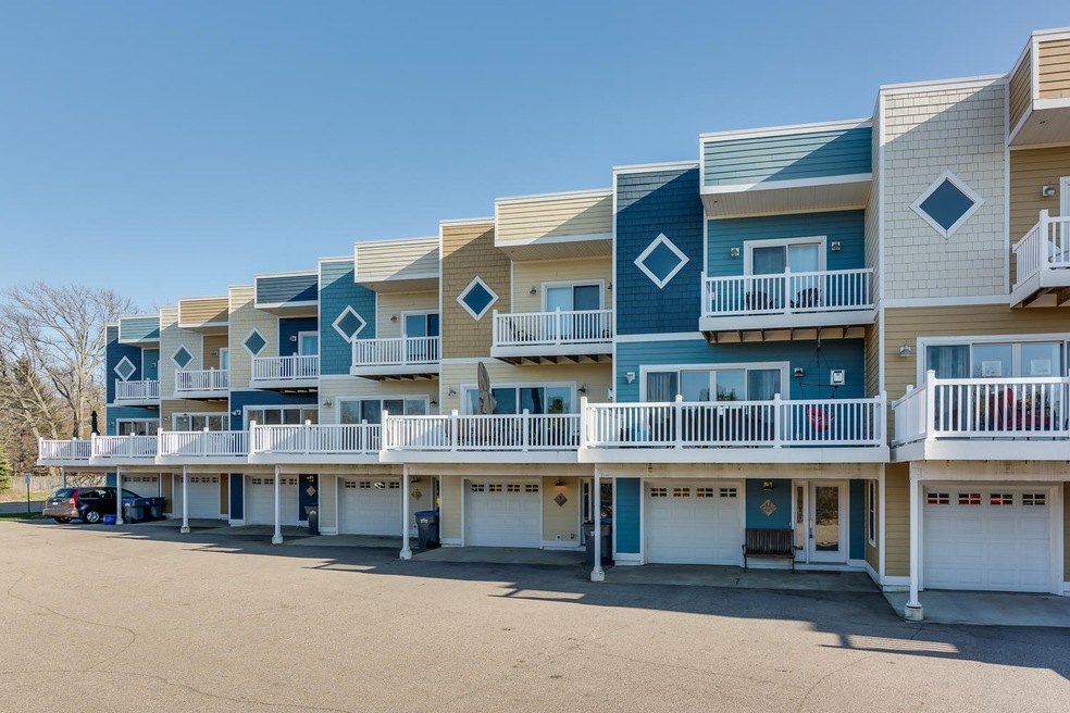 Diamond Point Condo