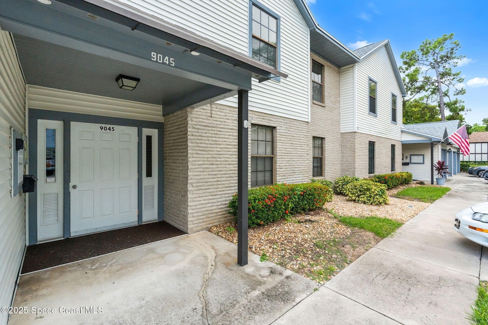 9045 York Ln unit 15E, Melbourne, FL 32904 - photo 1