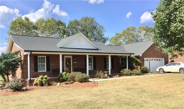 239 Meadow Oaks Dr, Statesville, NC 28625 - photo 1