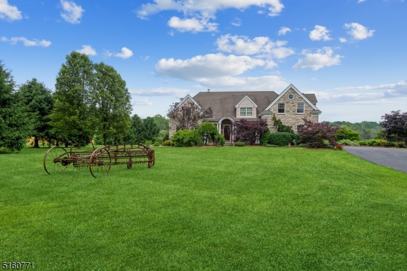 260 Myler Rd, Bloomsbury, NJ 08804 - photo 1