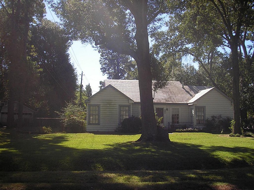 501 W 34th St, Houston, TX 77018 - photo 1