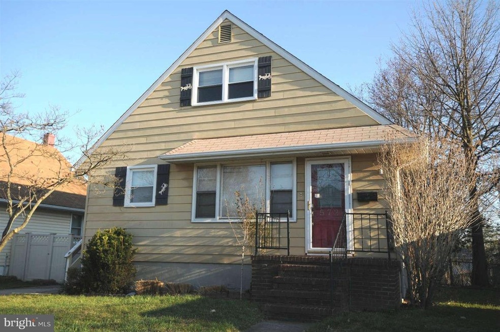 572 Shipley Rd, Linthicum Heights, MD 21090 - photo 1